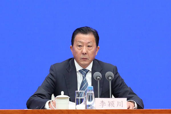 哎呀女朋友在线观看粤语电影